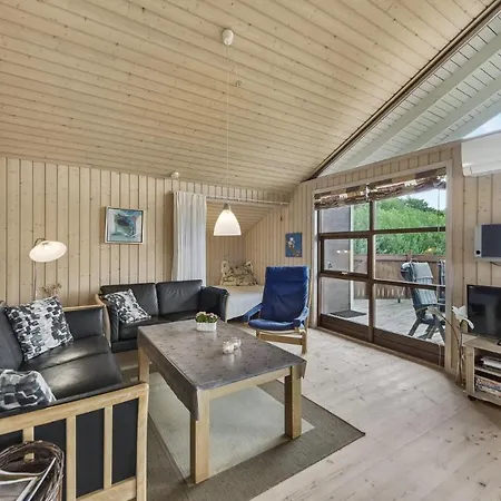 2 Bedroom Amazing In *