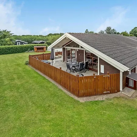 2 Bedroom Amazing In *