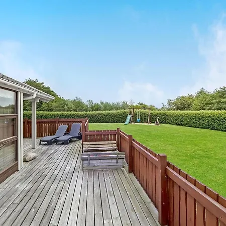 2 Bedroom Amazing In Ferienhaus Hemmet